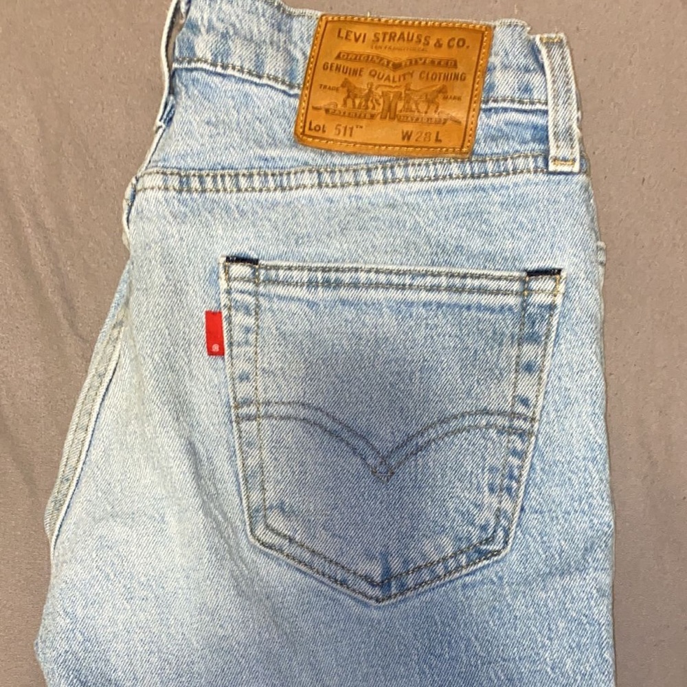 Levi’s pants shorts